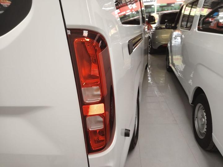 Wuling Pro 2026 405km EV Bus 6-Seater photo 7