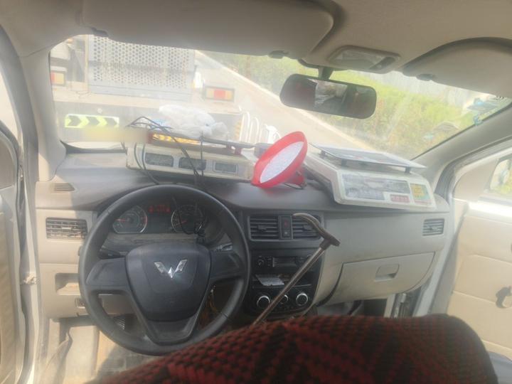 Wuling Rongguang V 2015 1.2L photo 5