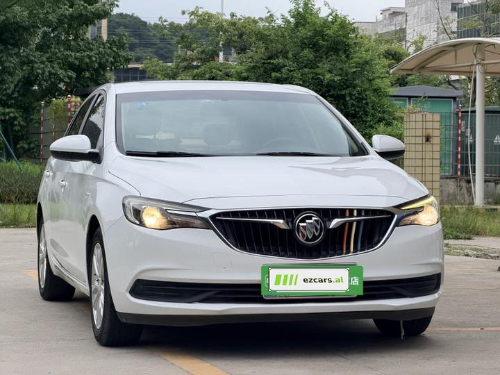 Excelle 2018 15T DCT Elite China V photo 3