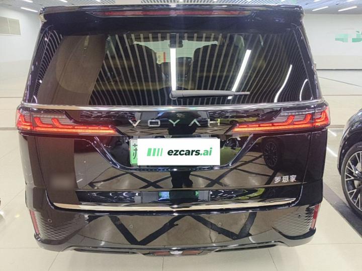 Voyah Dreamer 2025 PHEV AWD Flagship photo 3