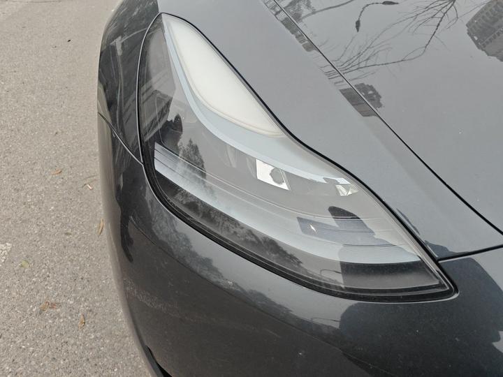Model Y 2024 RWD photo 7