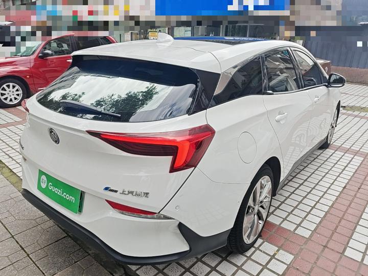 6 2020 PHEV photo 6