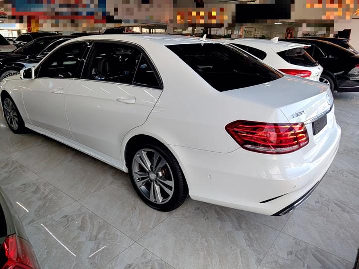 E-Class 2015 Facelift E 200 L Sport photo 4