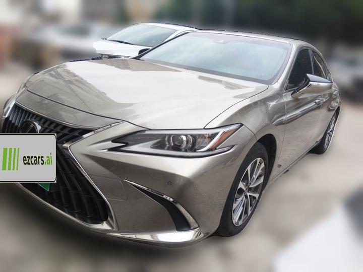 ES 2024 200 Exclusive