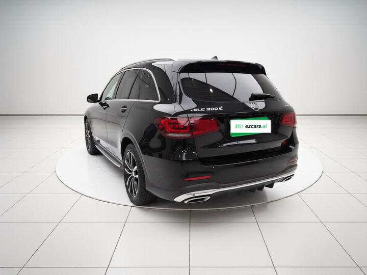 GLC 2021 GLC 300 L 4MATIC Dynamic photo 4
