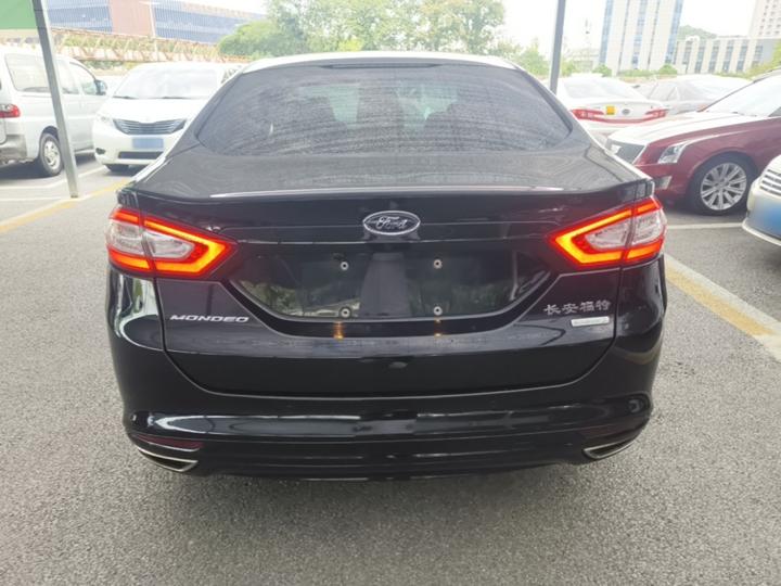 Mondeo 2013 2.0L GTDi200 Fashion photo 3