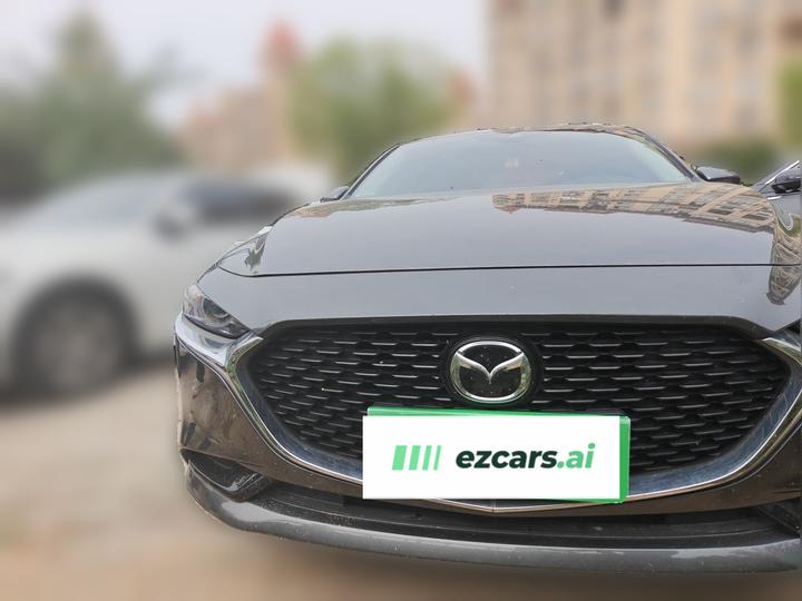 3 Axela 2021 2.0L AT photo 2
