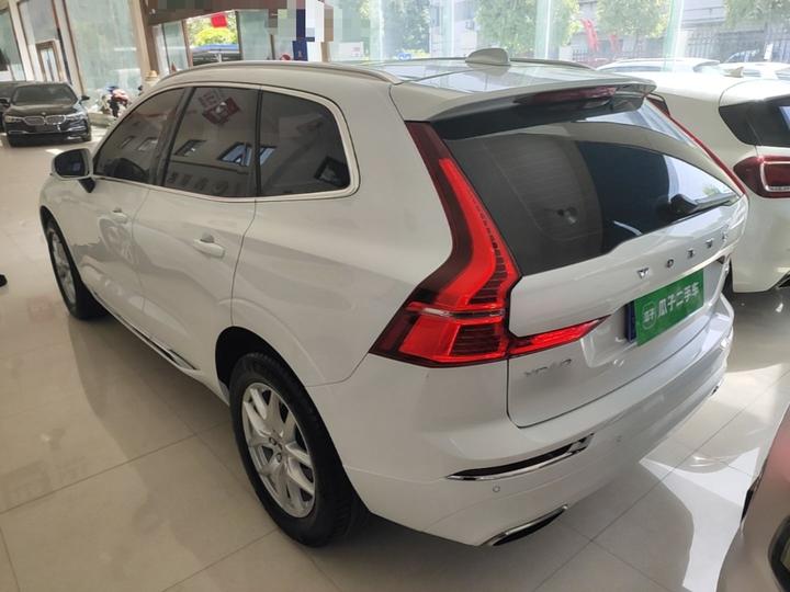 XC60 2020 T5 AWD Luxury photo 4