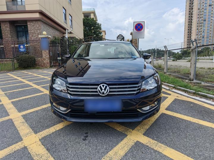 Passat 2015 1.8TSI DSG photo 2