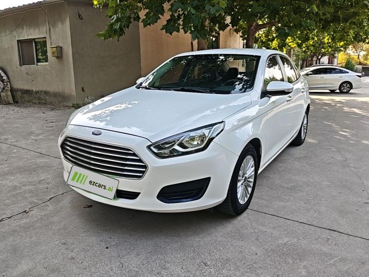 Escort 2017 Facelift 1.5L AT Comfort