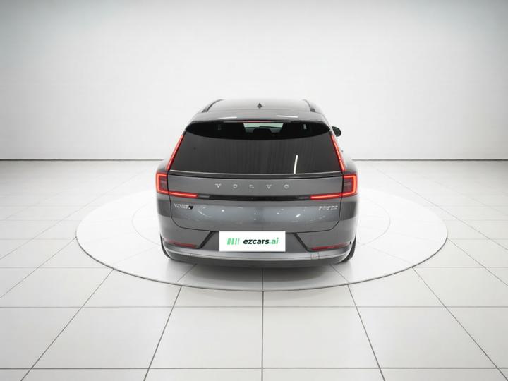 XC70 Hybrid 2026 AWD Extended Range Ultra photo 5