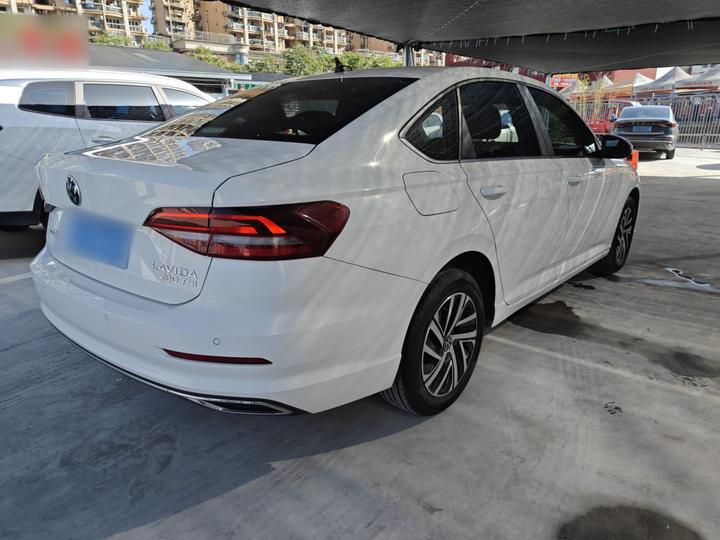 Lavida 2022 280TSI DSG Comfort photo 4