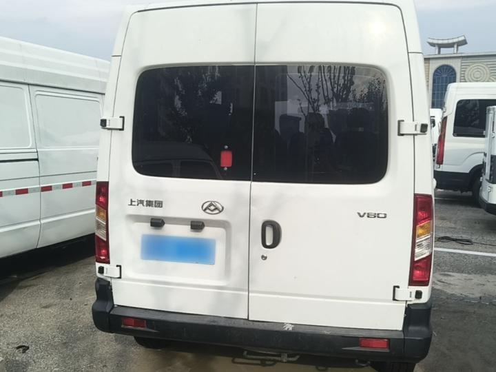 MAXUS V80 2019 2.5T Classic 6 MT Short Wheelbase 5/6-Seater photo 3