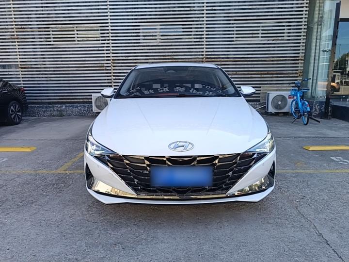 Elantra 2022 1.5L CVT LUX Premium photo 2