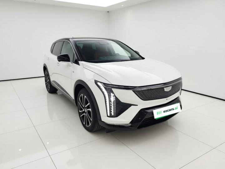 IQ 2024 AWD Long Range photo 3