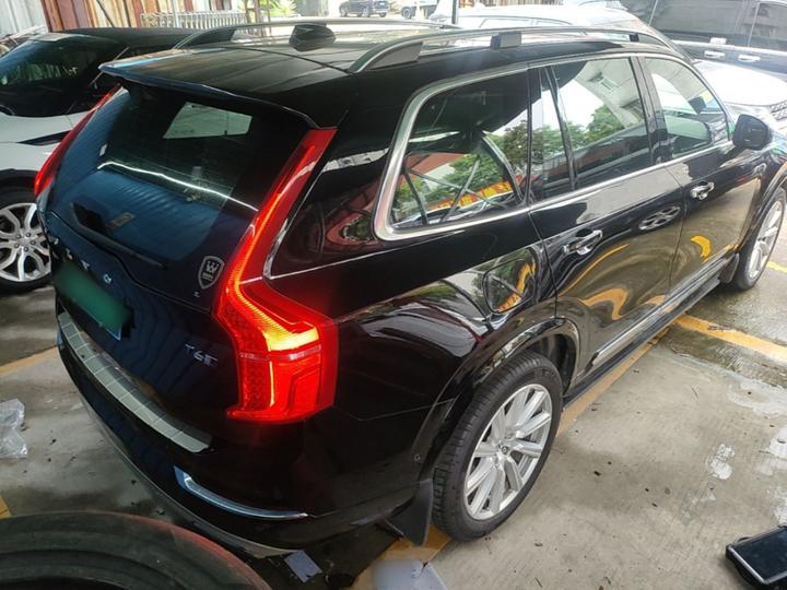 XC90 2017 T6 7-Seater photo 4