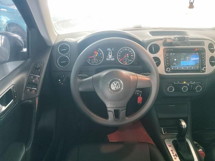 Tiguan 2015 1.8TSI AT RWD photo 2