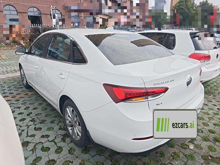 Excelle 2018 15T DCT Elite China V photo 4