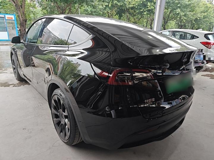 Model Y 2021 Standard Range RWD photo 4