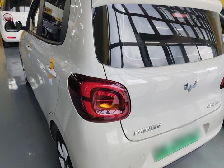 Hongguang MINIEV 2025 4th Gen 4-Door Advanced photo 4