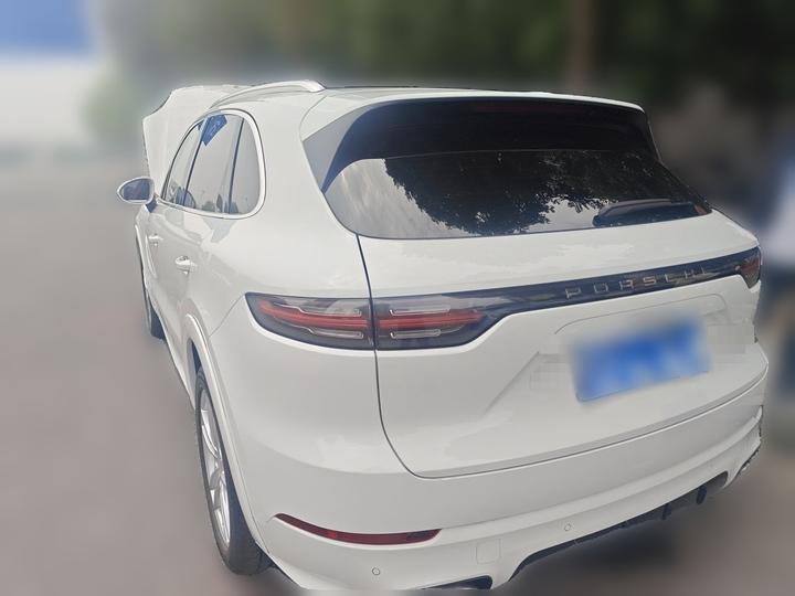 2019 Cayenne 3.0T photo 4