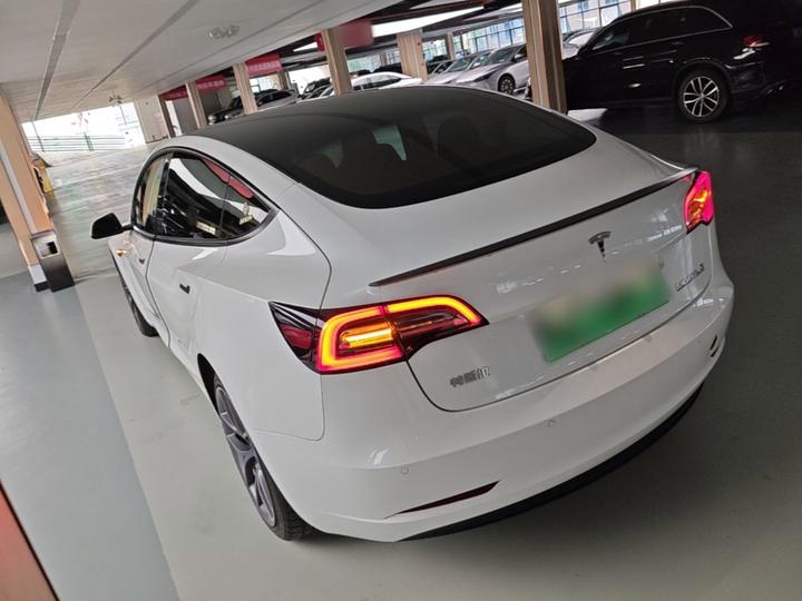 Model 3 2021 Performance AWD 3D6 photo 4