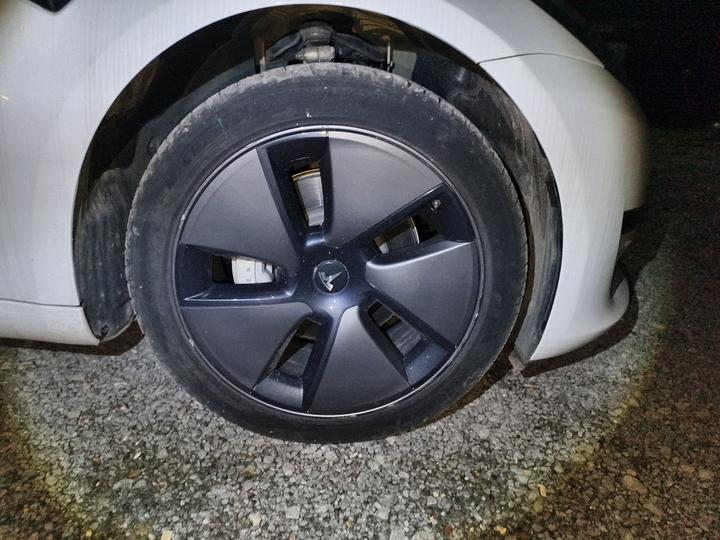 Model 3 2022 RWD photo 8