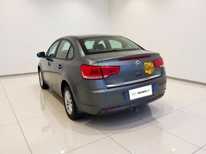 2013 Sedan 1.6L AT photo 4