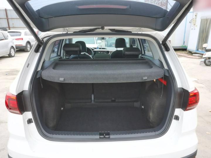 Tharu 2021 280TSI RWD Luxury PLUS photo 8