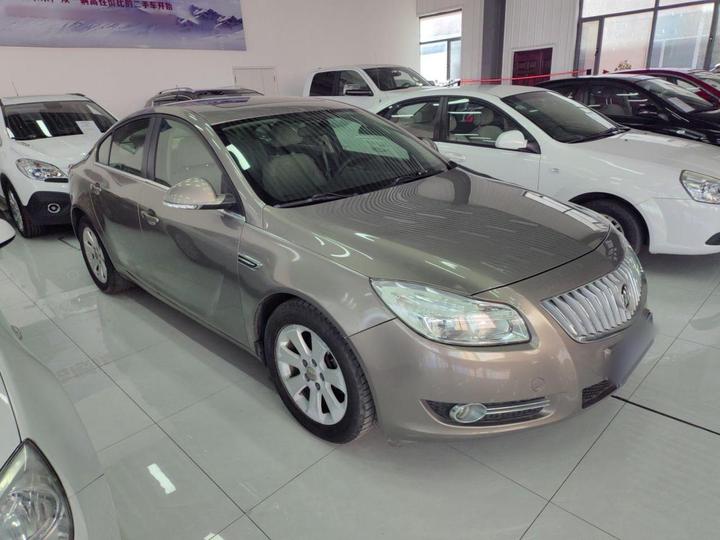 Regal 2012 2.0L Comfort photo 3