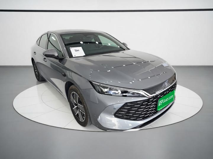 Qin L 2025 DM-i ADAS 120KM photo 3