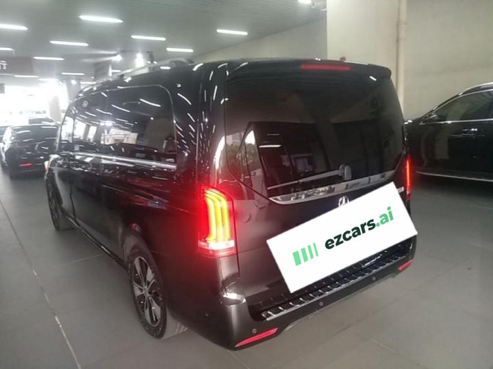 V-Class 2020 V 260 L Long Wheelbase Luxury photo 4