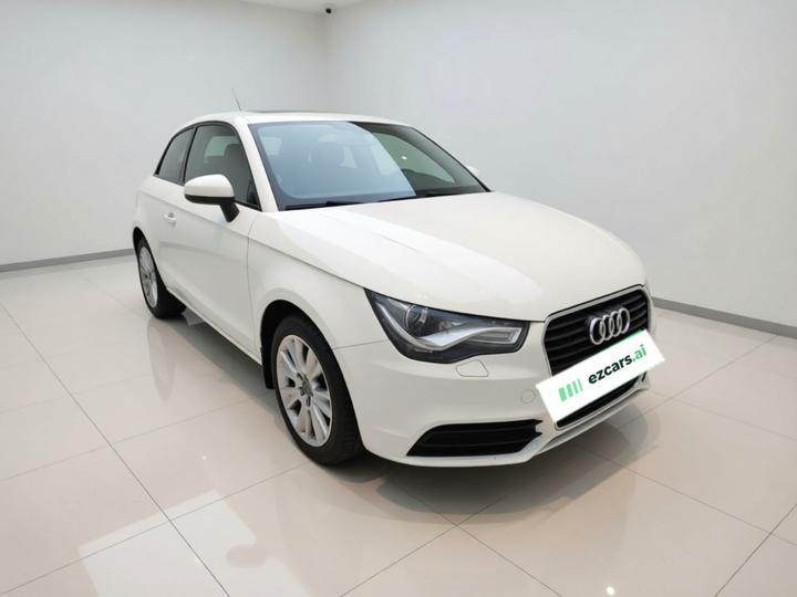 A1 2014 30 TFSI Tech photo 3