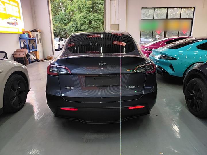 Model Y 2022 Facelift RWD photo 3