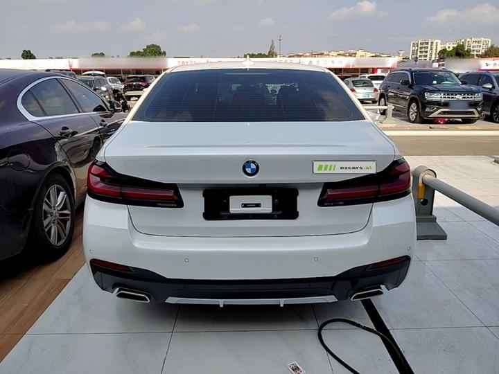 5 Series 2022 Facelift 525Li M Sport Package photo 3