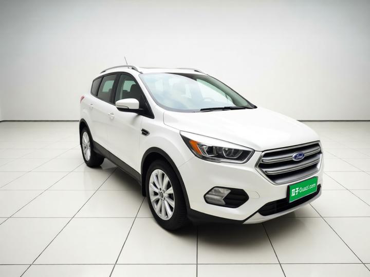 Kuga 2017 EcoBoost 180 RWD photo 3