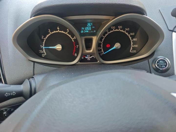 2017 1.5L MT Premium photo 8