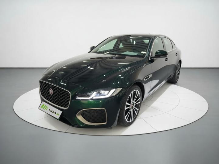 XFL 2025 2.0T P250 RWD Exclusive Luxury