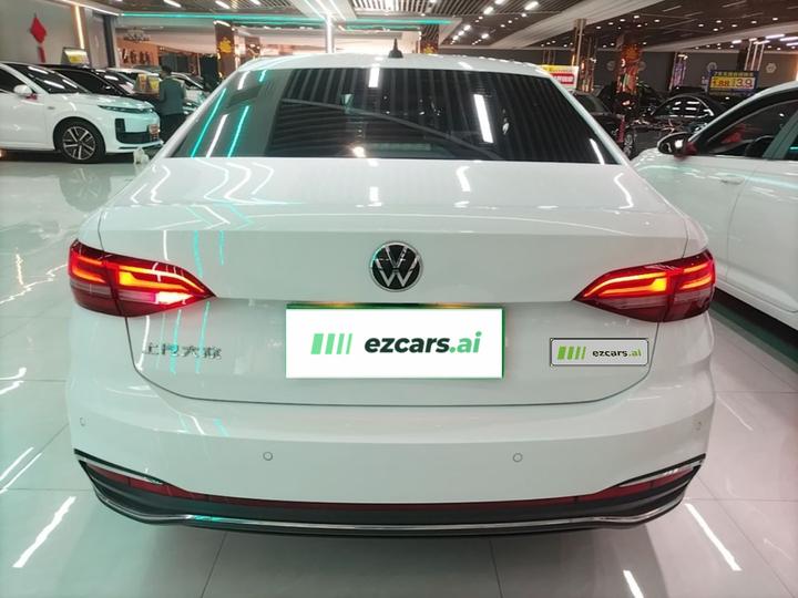 Lavida 2023 Facelift 1.5L AT photo 5