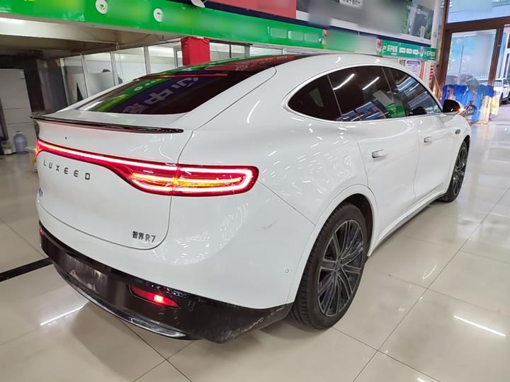 HIMA Luxeed R7 2024 EV 667km Max photo 4