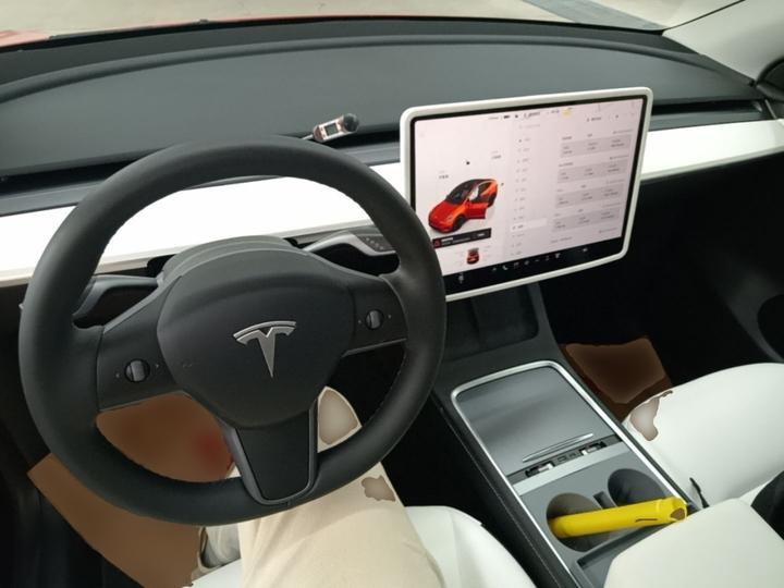 Model Y 2023 Performance AWD photo 5