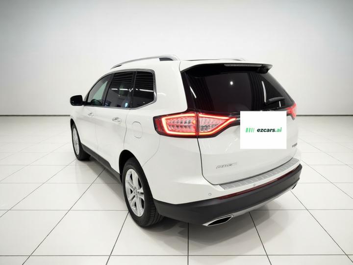 Edge 2018 EcoBoost 245 AWD 7-Seater photo 4