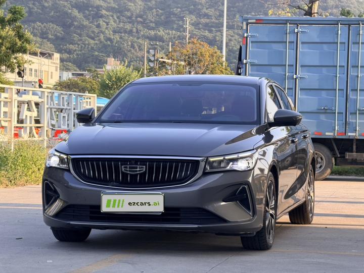Emgrand 2022 4 1.5L CVT Flagship