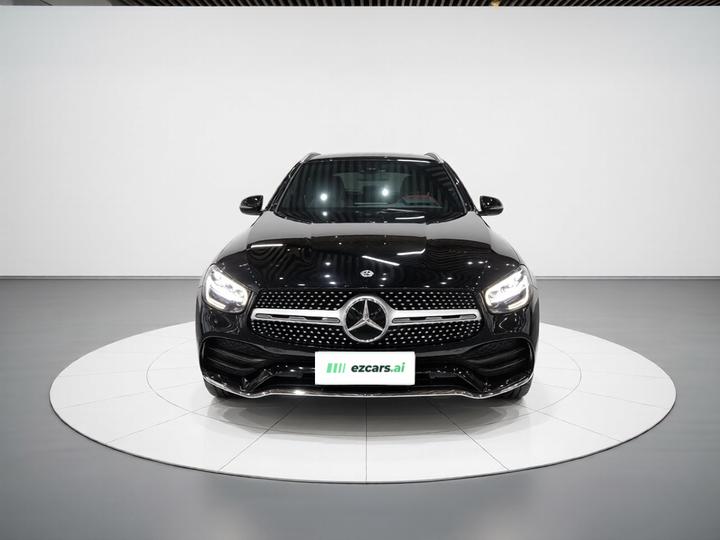 GLC 2021 GLC 260 L 4MATIC Luxury photo 2