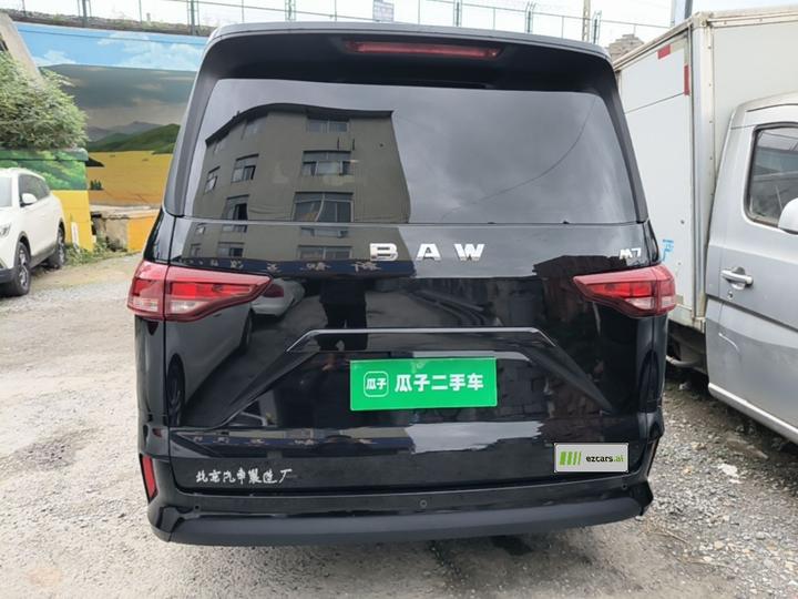 BAW M7 2026 2.0L AT Long Wheelbase Luxury 7-Seater photo 5