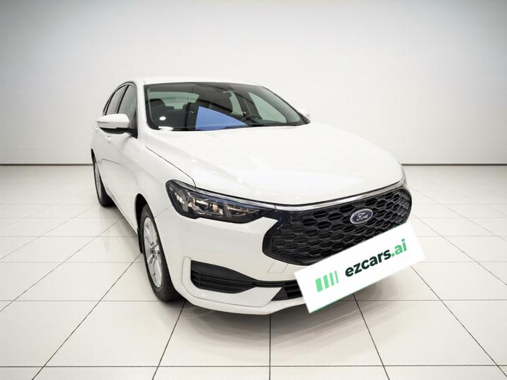Escort 2021 1.5L AT photo 3