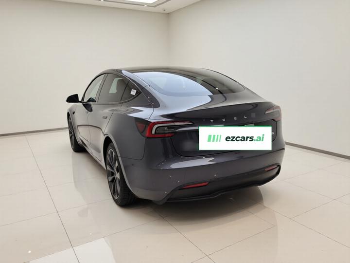 Model 3 2023 RWD photo 4