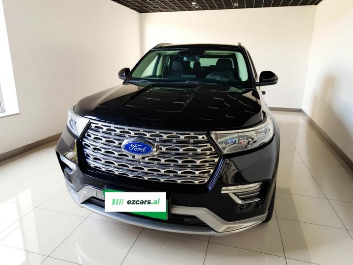 Explorer 2020 EcoBoost 285 AWD Titanium 6-Seater photo 2