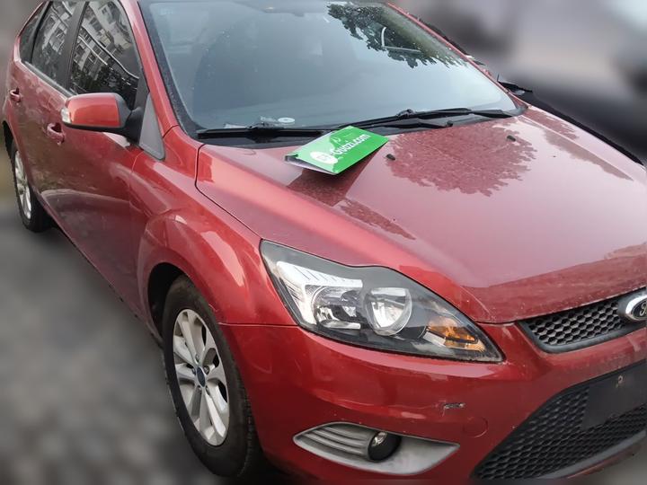 Focus 2013 Hatchback Classic 1.8L AT photo 3