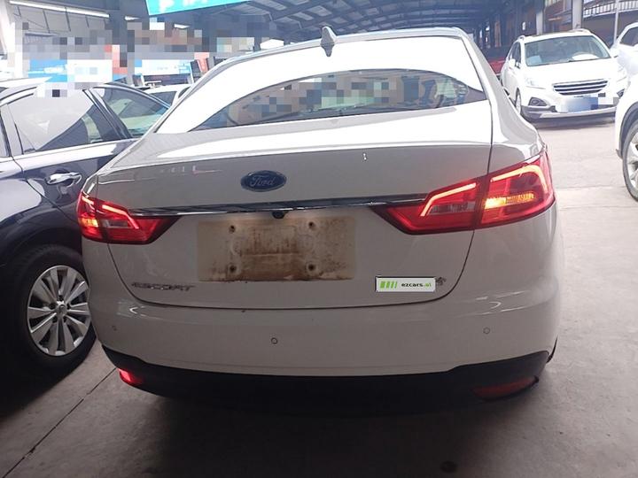 Escort 2019 Facelift 1.5L AT China VI photo 5